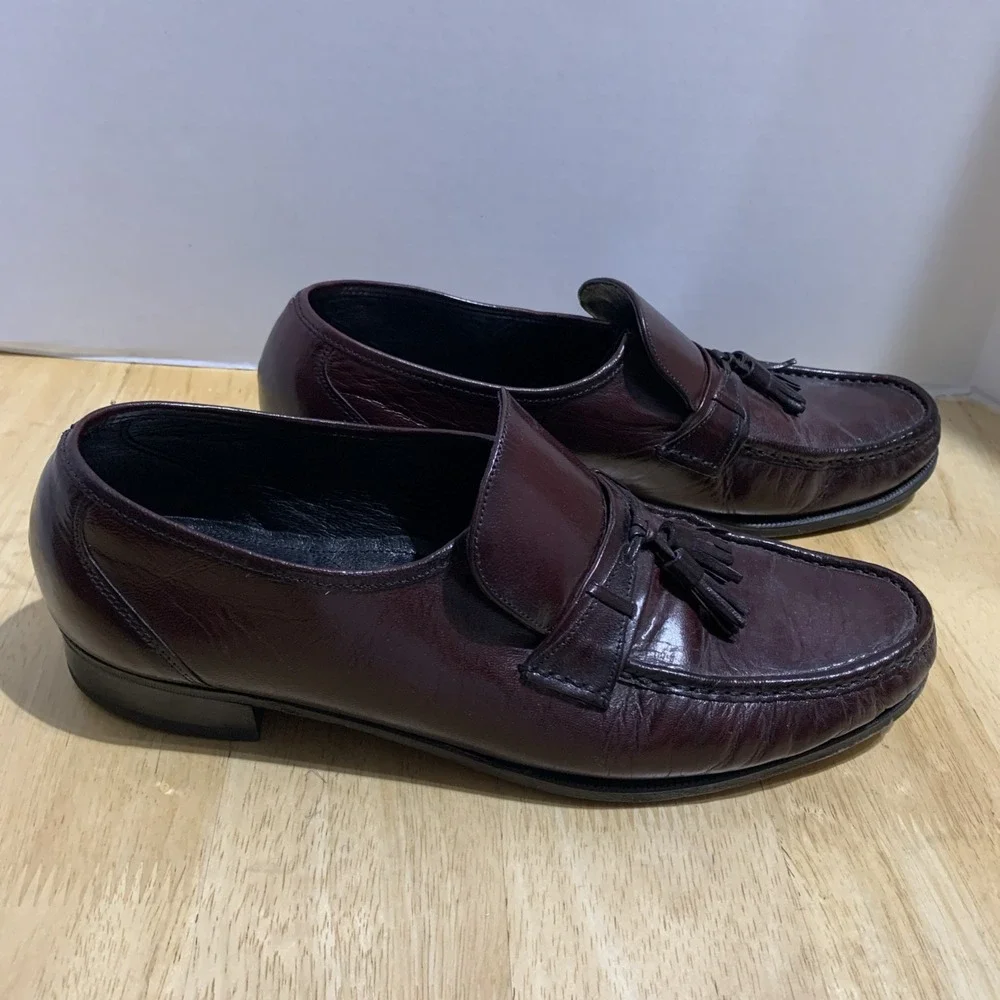 Florsheim Shoes Men Size 10.5 D Loafers Maroon Leather Slip On Dress Formal